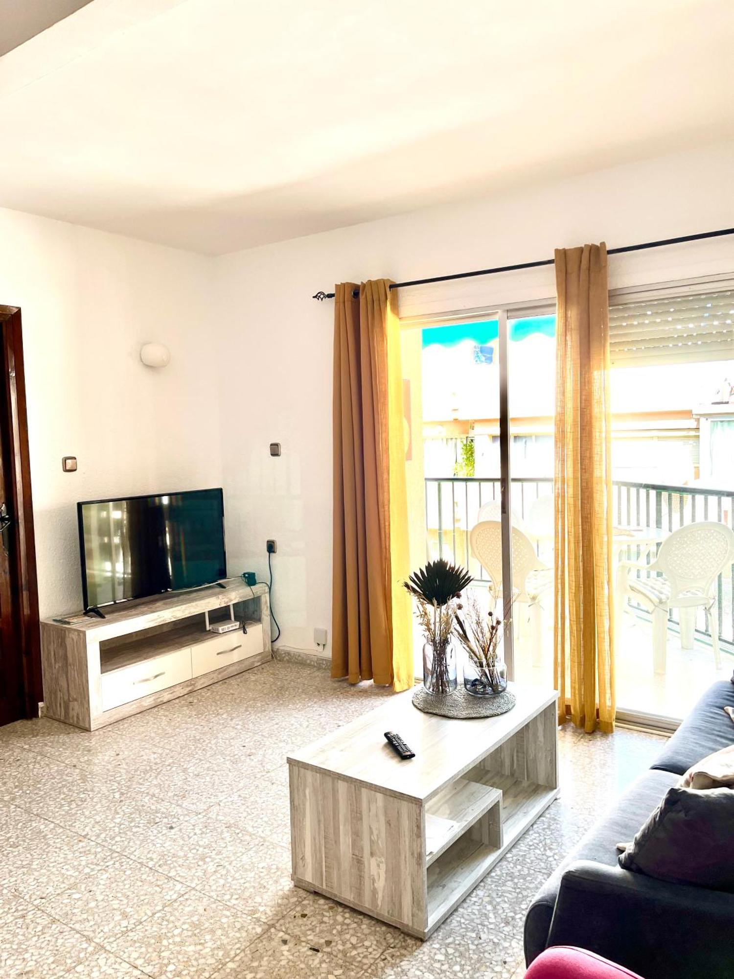 Natalie Calpe Sun 100M To The Beach Center Exterior photo